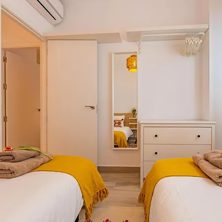Views, Terrace & Pool - Fibre Wifi - Simplytarifa * Tarifa