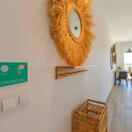Views, Terrace & Pool - Fibre Wifi - Simplytarifa Apartment *